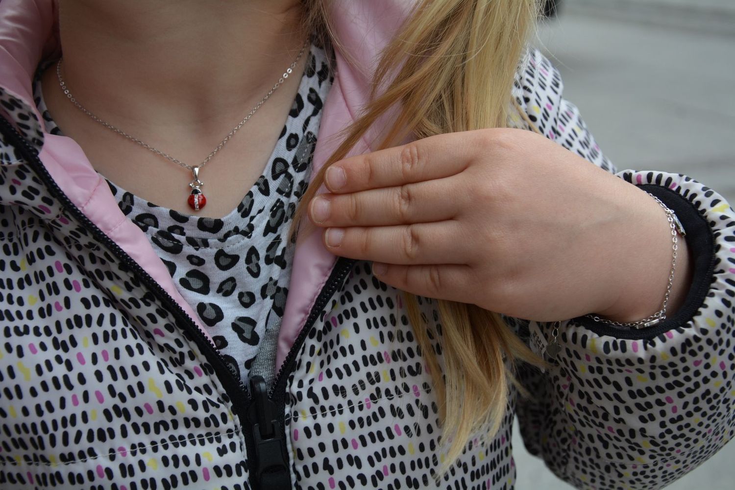 Bransoletka srebrna dla dziewczynki białe sowy A0 21.jpg